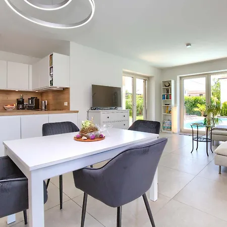 Stellina - Charming With Private Pool Near Porec *