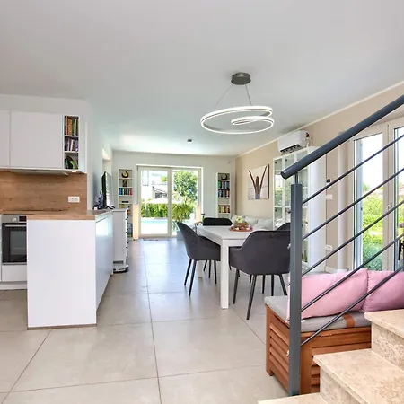 Vila Stellina - Charming With Private Pool Near Porec Vranje Selo