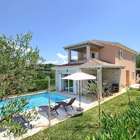 Stellina - Charming With Private Pool Near Porec Willa