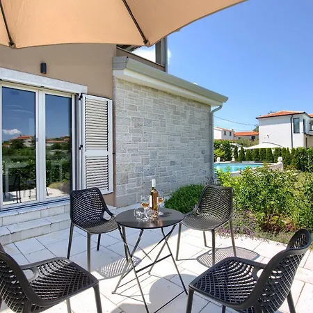 Stellina - Charming With Private Pool Near Porec Vranje Selo