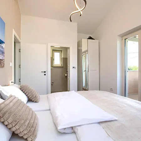 Vila Stellina - Charming With Private Pool Near Porec