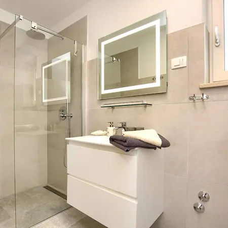 Stellina - Charming With Private Pool Near Porec Vila Vranje Selo